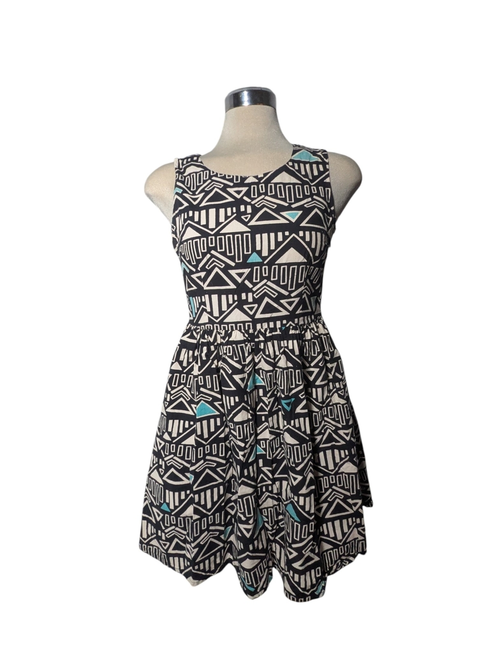 Mata Traders Black and White Geometric Mini Dress with Teal Accents Size S